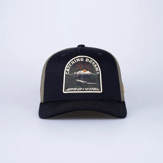 Wolfcreek Lures x SQRTN Dreams Trucker Keps - Black / Olive
